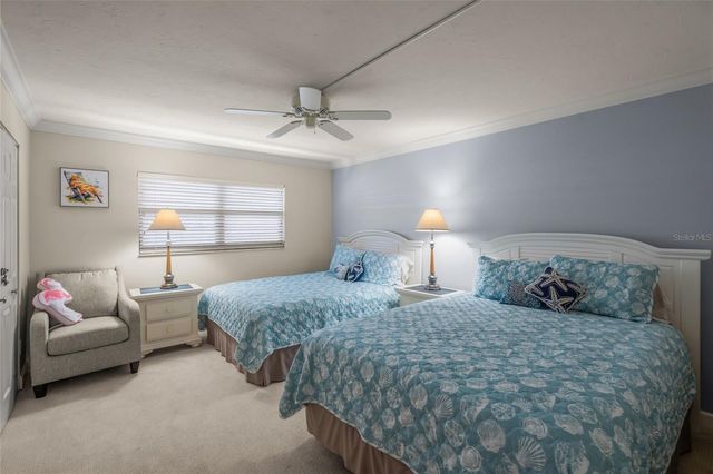 5780 MIDNIGHT PASS ROAD B105, Sarasota, FL 34242