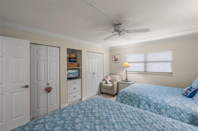 5780 MIDNIGHT PASS ROAD B105, Sarasota, FL 34242