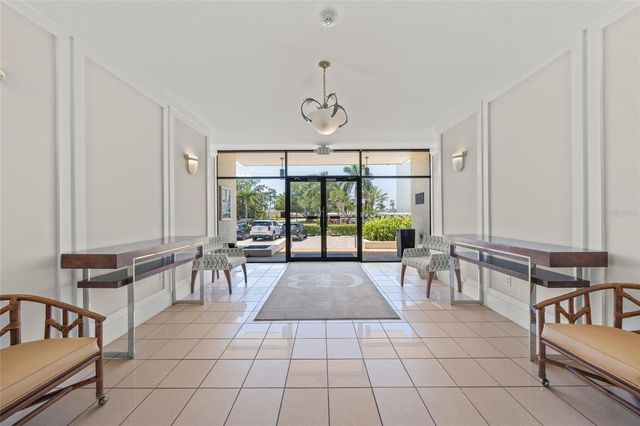 5780 MIDNIGHT PASS ROAD B105, Sarasota, FL 34242