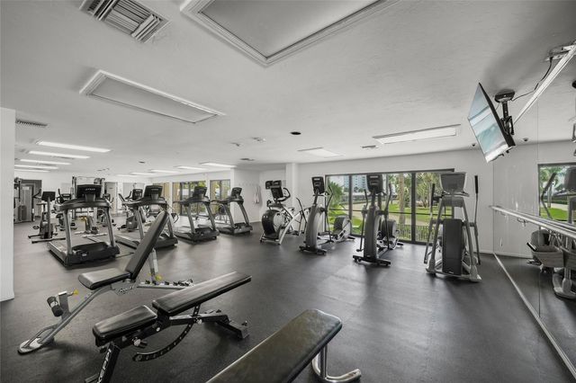 5780 MIDNIGHT PASS ROAD B105, Sarasota, FL 34242