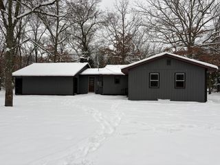 9680 S Thornapple Avenue, Grant Twp-newaygo, MI 49327