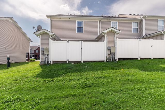 3057 Burnt Pine Dr, Smyrna, TN 37167