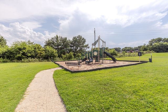 3057 Burnt Pine Dr, Smyrna, TN 37167