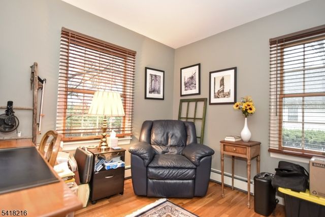 84 W Midland Ave, Paramus Boro, NJ 07652