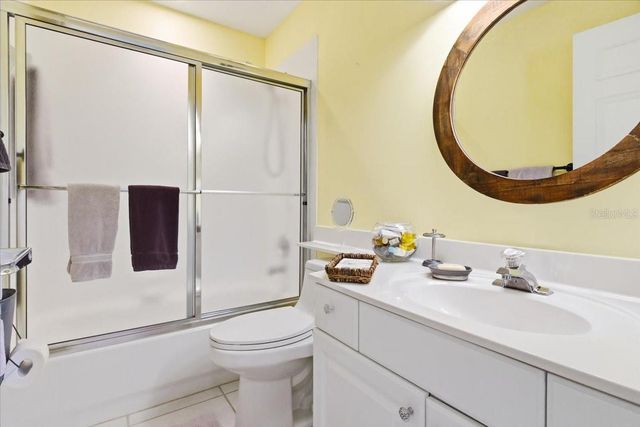 6640 PINEVIEW TERRACE 6640, Bradenton, FL 34203