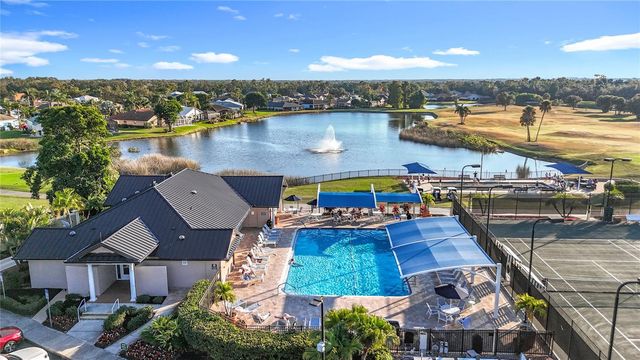 6640 PINEVIEW TERRACE 6640, Bradenton, FL 34203