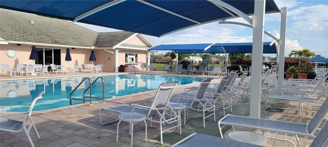 6640 PINEVIEW TERRACE 6640, Bradenton, FL 34203