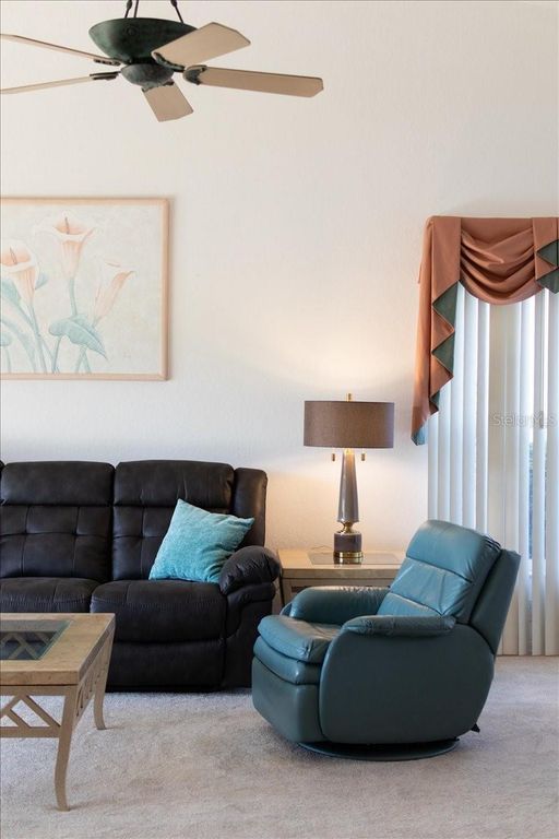 Image 11 of property listing at 6640 PINEVIEW TERRACE 6640, Bradenton, FL 34203