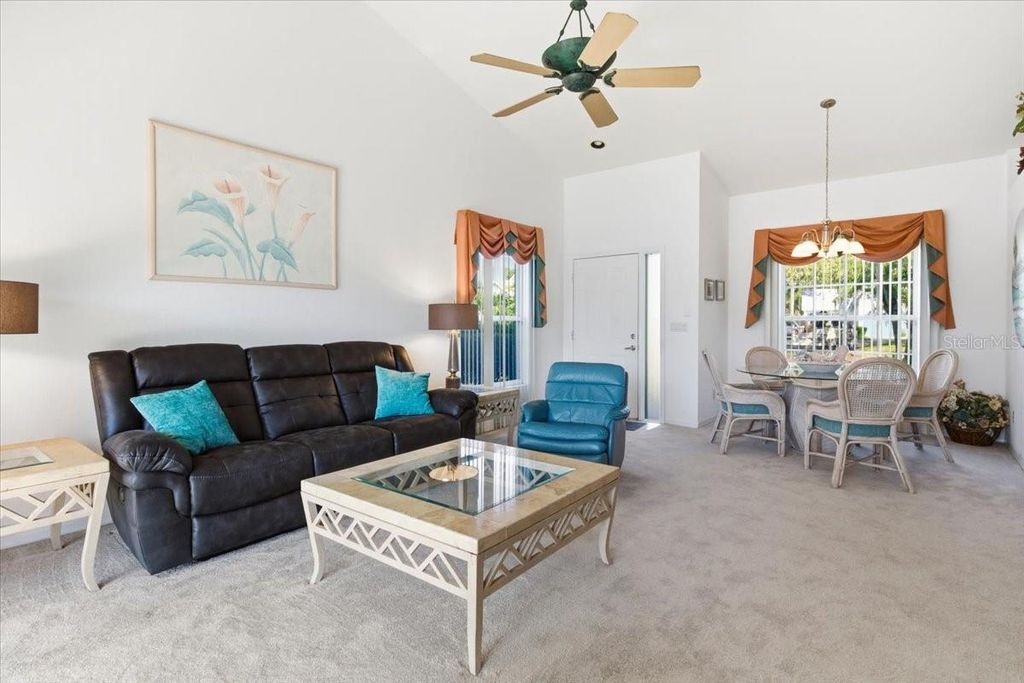 Image 12 of property listing at 6640 PINEVIEW TERRACE 6640, Bradenton, FL 34203