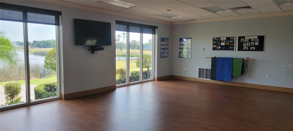 Image 59 of property listing at 6640 PINEVIEW TERRACE 6640, Bradenton, FL 34203