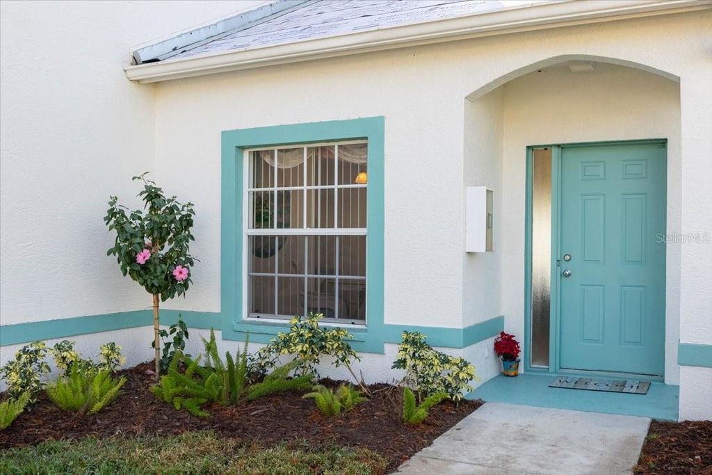 Image 7 of property listing at 6640 PINEVIEW TERRACE 6640, Bradenton, FL 34203