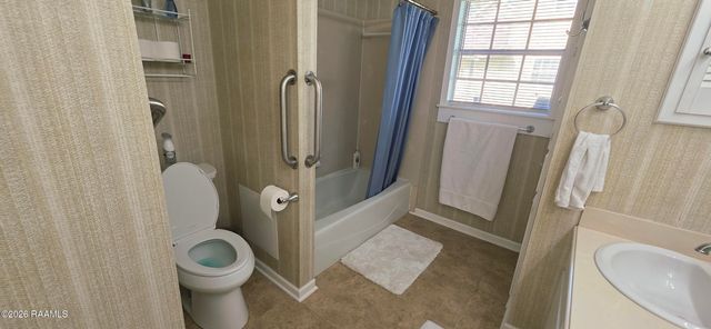 220 N Philo Drive, Lafayette, LA 70506