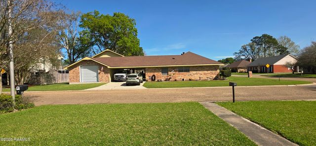 220 N Philo Drive, Lafayette, LA 70506