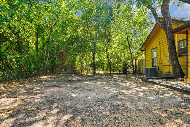 403 Marshall Street, Sanger, TX 76266