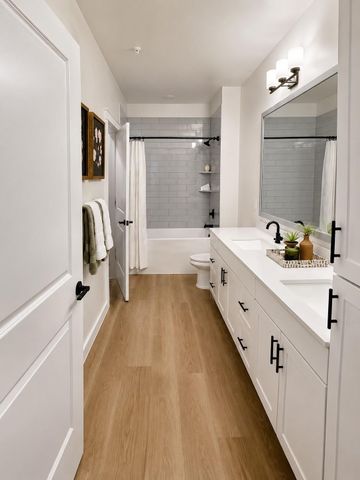 10902 Pine Peak Way B1, Humble, TX 77346