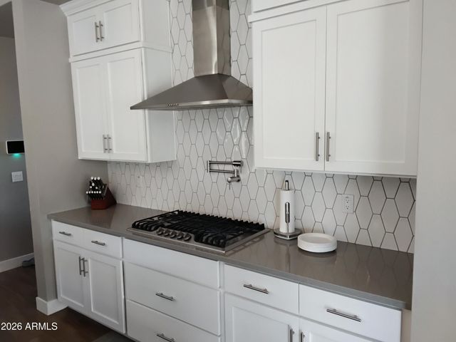 6432 N CECIL Court, Litchfield Park, AZ 85340