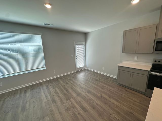 206 Hazel Ln, Lebanon, TN 37087
