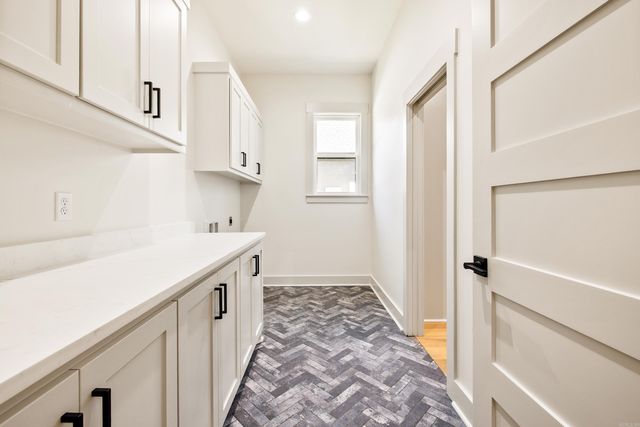 7130 Moonview Place, Alexander, AR 72002