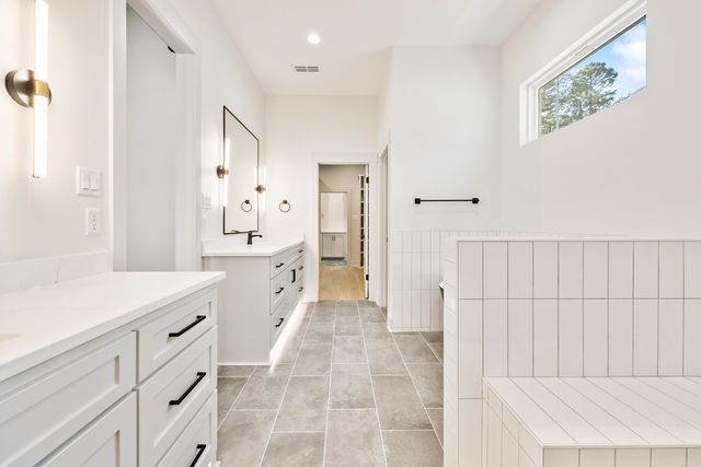 7130 Moonview Place, Alexander, AR 72002