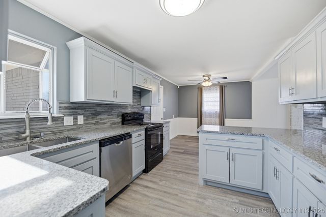 504 W Toledo Place, Broken Arrow, OK 74012