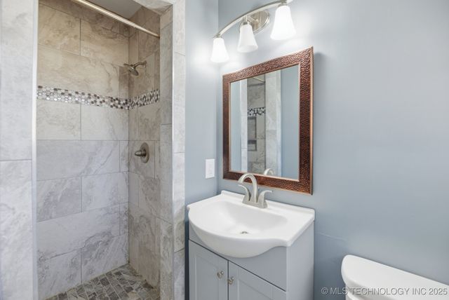 504 W Toledo Place, Broken Arrow, OK 74012