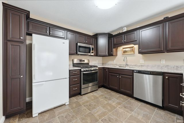 436 Kings Cross Crossing, Huntington, IN 46750