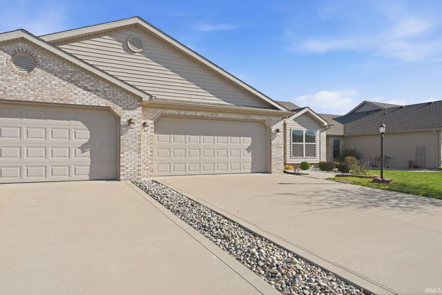436 Kings Cross Crossing, Huntington, IN 46750