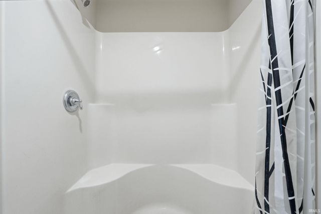 436 Kings Cross Crossing, Huntington, IN 46750