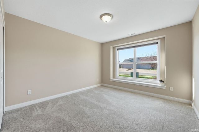436 Kings Cross Crossing, Huntington, IN 46750