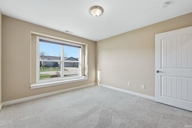 436 Kings Cross Crossing, Huntington, IN 46750