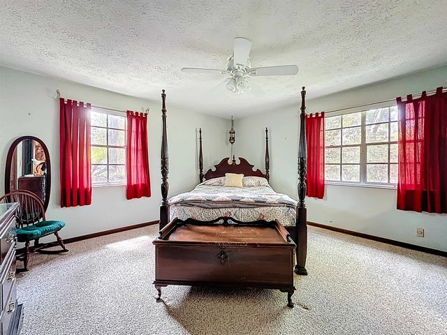 5046 Shore Dr, St Augustine, FL 32086