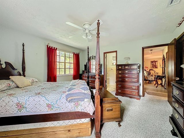 5046 Shore Dr, St Augustine, FL 32086