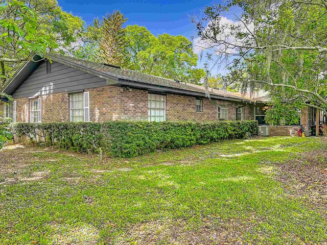 5046 Shore Dr, St Augustine, FL 32086