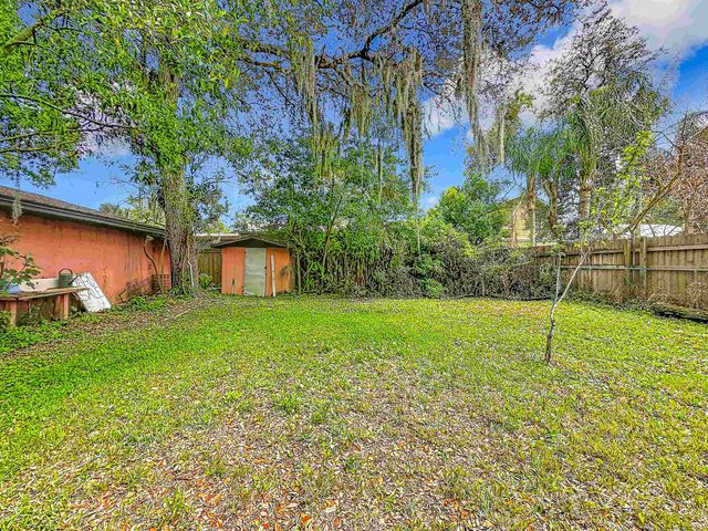 5046 Shore Dr, St Augustine, FL 32086