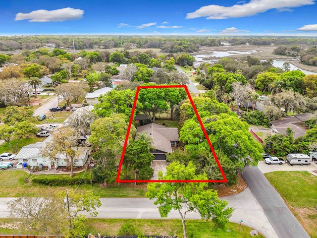 5046 Shore Dr, St Augustine, FL 32086