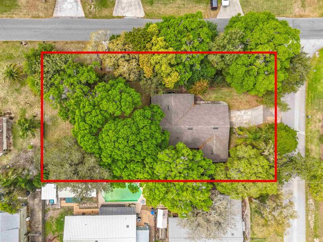 5046 Shore Dr, St Augustine, FL 32086