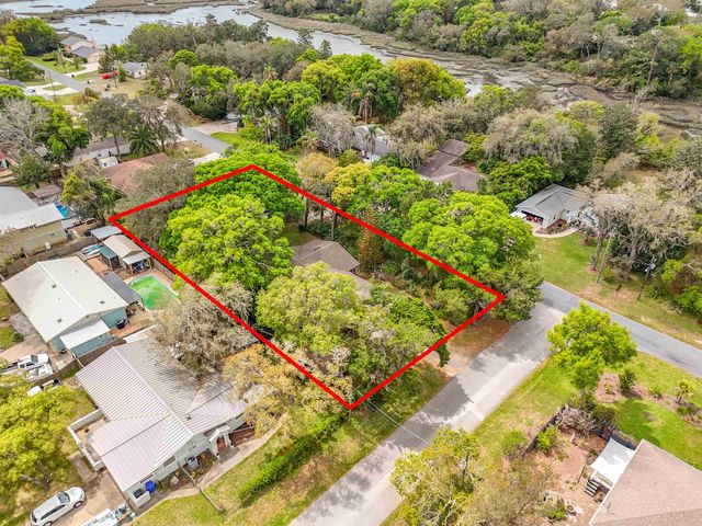 5046 Shore Dr, St Augustine, FL 32086