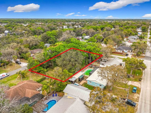 5046 Shore Dr, St Augustine, FL 32086