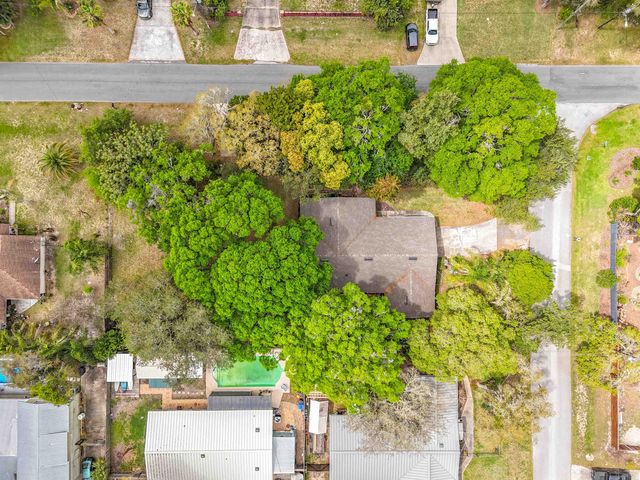 5046 Shore Dr, St Augustine, FL 32086