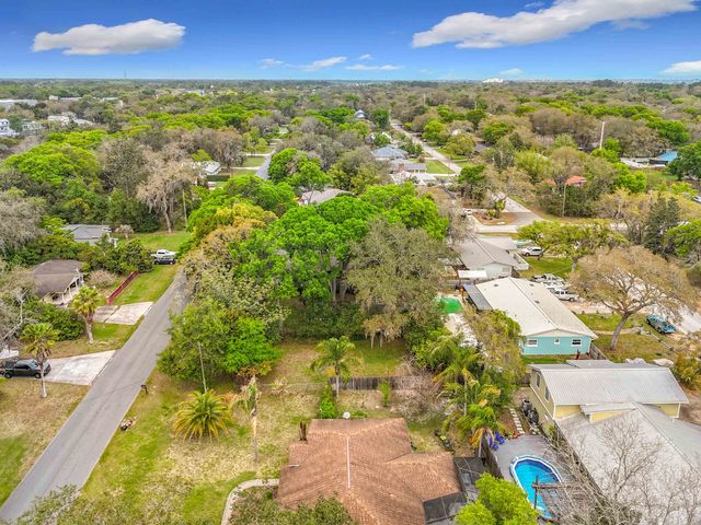 5046 Shore Dr, St Augustine, FL 32086