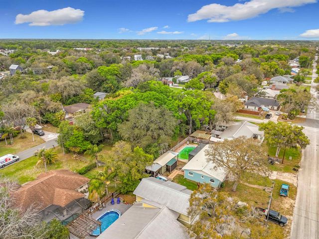 5046 Shore Dr, St Augustine, FL 32086