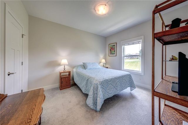 15761 Sheridan Place, Basehor, KS 66007