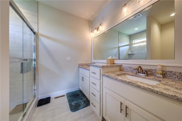 15761 Sheridan Place, Basehor, KS 66007