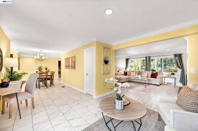 2358 Crestline Rd, Pleasanton, CA 94566