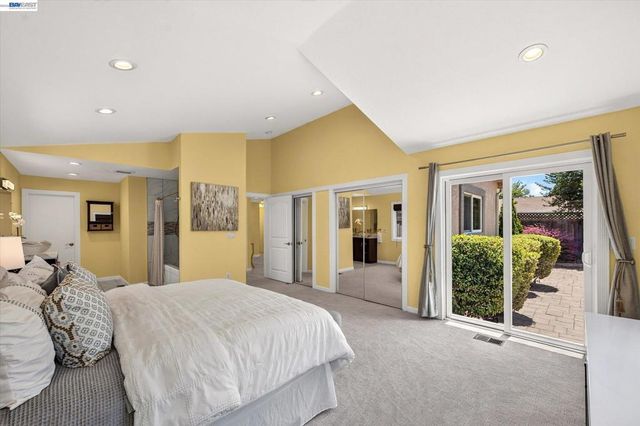 2358 Crestline Rd, Pleasanton, CA 94566