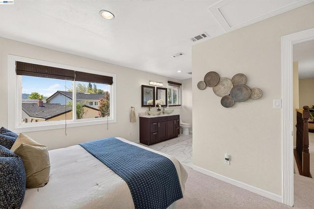 2358 Crestline Rd, Pleasanton, CA 94566