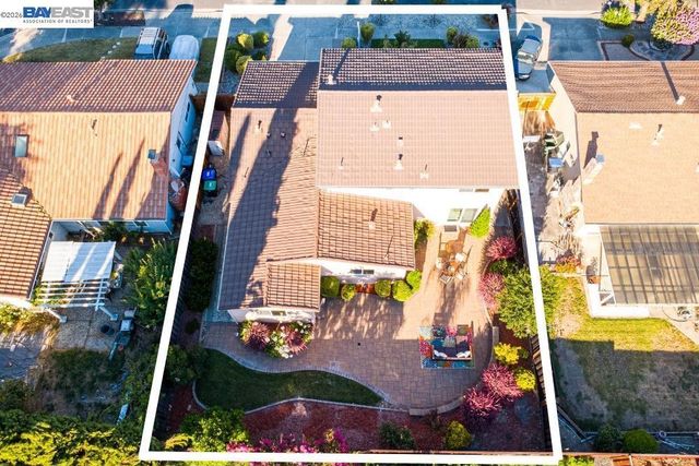 2358 Crestline Rd, Pleasanton, CA 94566