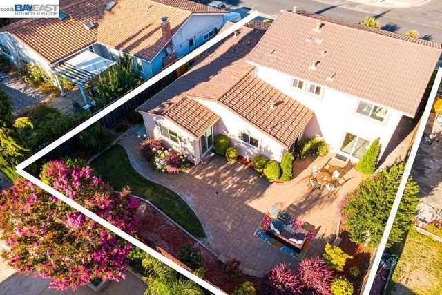 2358 Crestline Rd, Pleasanton, CA 94566