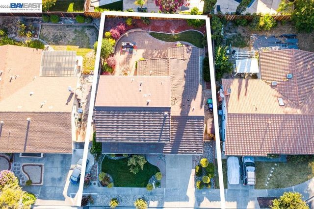 2358 Crestline Rd, Pleasanton, CA 94566