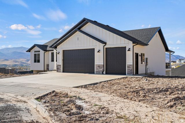 827 E JENNY LN, Morgan, UT 84050